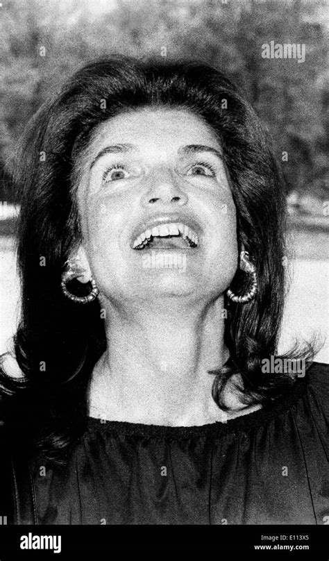 First Lady Jackie Kennedy Onassis Smiling Stock Photo Alamy