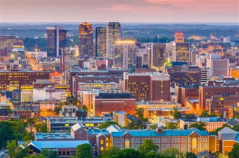 17 Fun Things to Do in Birmingham On Your Alabama Vacation