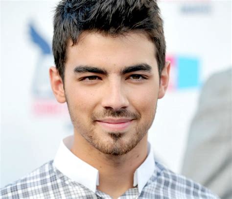 Joe Jonas Gana Su Primer Premio En Solitario Red17