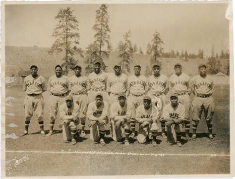 1934 Kansas City Monarchs at Spokane Washington Photo