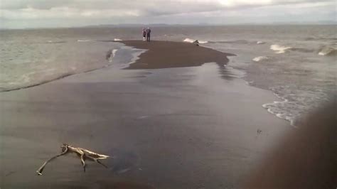 El mar rojo partiendose en dos En realidad el lugar es punta Jesús