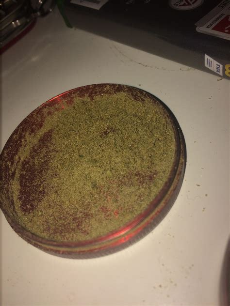 Anyone else get this annoying sand in their grinders- I keep havin to