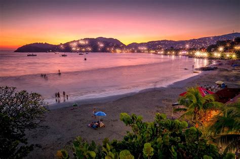 The 8 Best Ixtapa and Zihuatanejo Beaches | Sand In My Suitcase