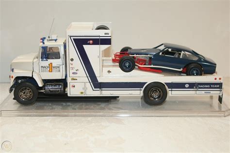 Caminhao Reboque Ford Ln 800 Race Car Hauler Amt Kits Carros