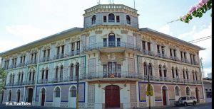 Hotel Palace El Fastuoso Y Antiguo Edificio De Iquitos