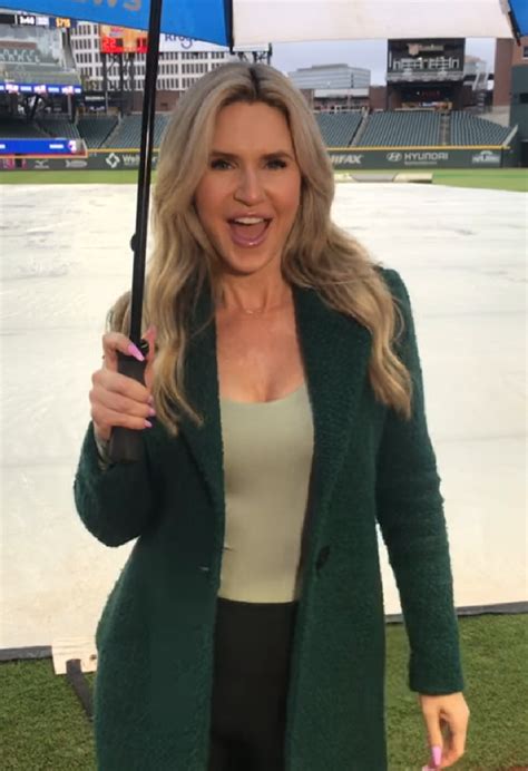 Emily Gagnon Cbs 46 Atlanta Go Braves Rhotreporters