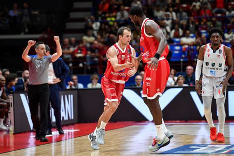 Basket Lolimpia Milano Fa Visita A Tortona Nel Big Match Della Quarta