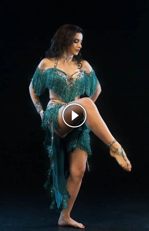 What Are Belly Dance Undulations And Rolls DanceLifeMap