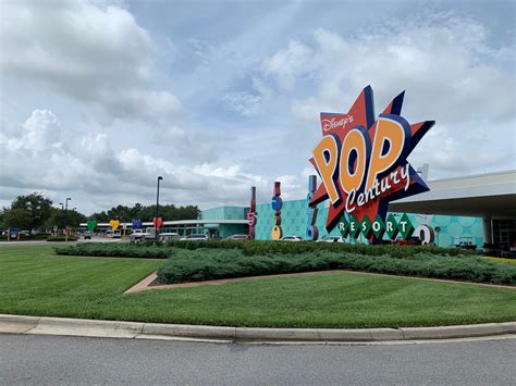 Disney S Pop Century Resort Key To The World Travel