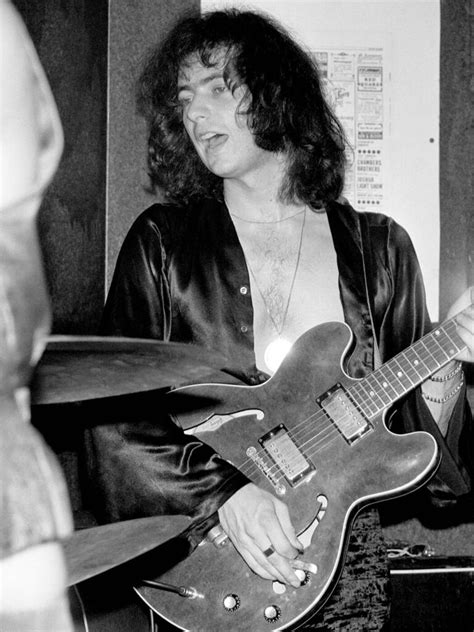 Episode #135 – Ritchie Blackmore’s Gibson ES-335 - The Deep Purple Podcast