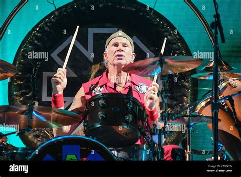 Chad Smith Drums Red Hot Chili Peppers Live In Buenos Aires Argentina Stock Photo Alamy