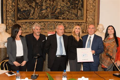 Limpegno Sociale Nell Impresa Topnetwork