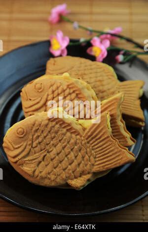 Taiyaki Est Un G Teau Japonais En Forme De Poisson La Garniture La