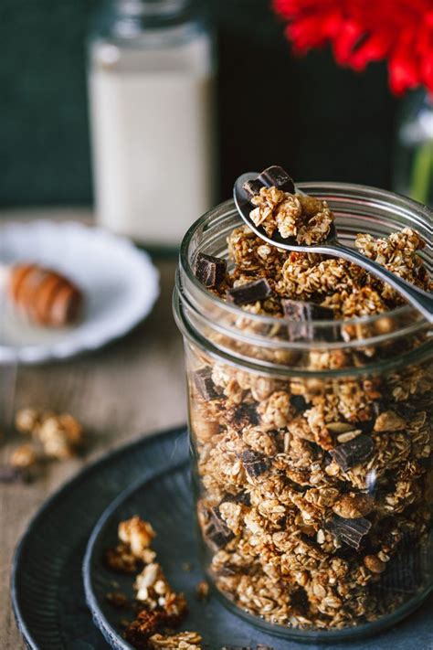 Recette De Granola Fait Maison Au Beurre De Cacahu Te Et Au Chocolat