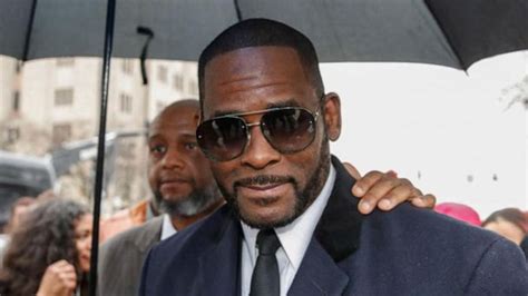 Video Singer R Kelly Guilty Of Racketeering And Sex Trafficking ABC News