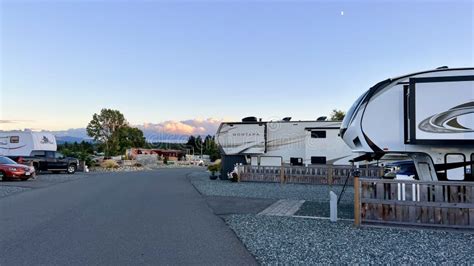 Parksville Beach Surfside Rv Resort Camping In Trailers On The Shores