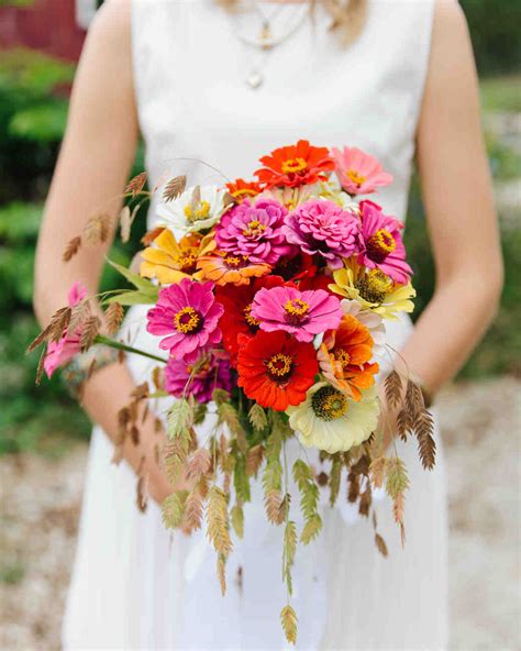 Summer Wedding Bouquets That Embrace The Season Martha Stewart Weddings