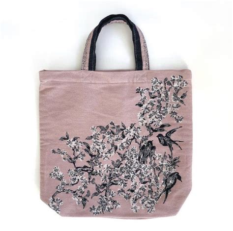 預訂）christian Dior Tote Bag 東京都現代美術館版 女裝 手袋及銀包 Tote Bags Carousell