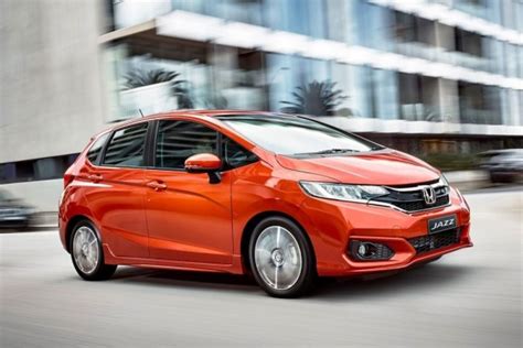 Mobil Hatchback Terbaik Rekomendasi Harga Terjangkau