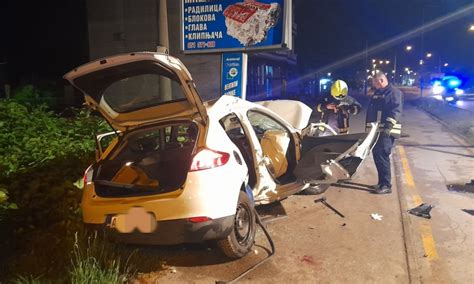 Tri nezgode za jednu noć u Banjaluci Automobil sletio na obalu Vrbasa