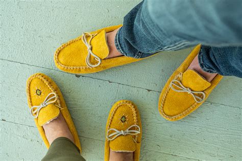 Mens Soft Sole Genuine Moosehide Suede Fleece Lined Moccasin Slippers