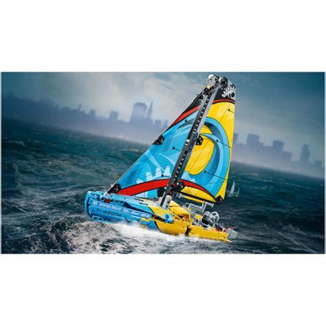 Lego Technic Racing Yacht Iwoot