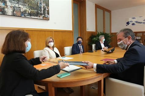 La Universidad De Alicante Y El Colegio Notarial De Valencia Crean La