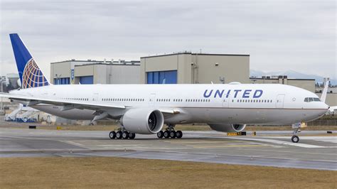 Puget Sound - Boeing Test Flights: N59034 B777-300ER United Airlines ...