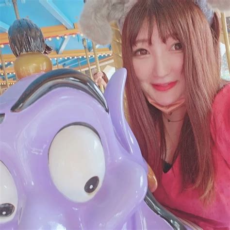 池田夏希 On Twitter Disney Sea🌴☀️ 初めてseaでメリーゴーランド乗った記念写真🎠💕 ディズニーシー