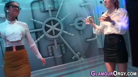 Glamour Ho Eating Pussy