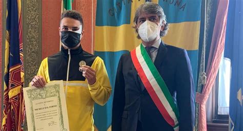 Verona conferisce a Michele Dal Forno la medaglia della città