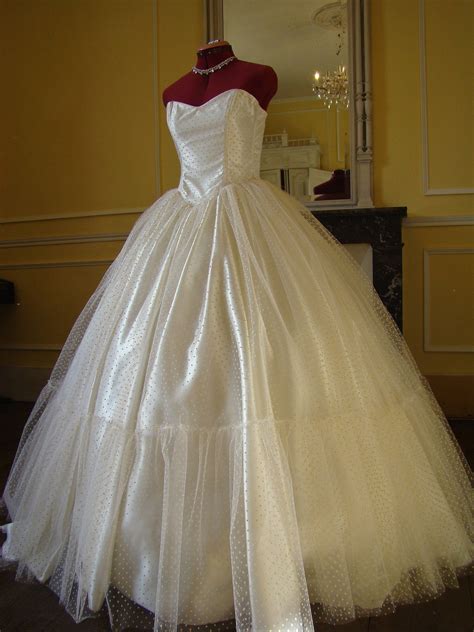 Princess Dotted Tulle Ball Gown Wedding Dress