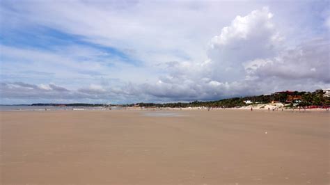 Praia Do Calhau Em S O Lu S Dunas Quiosques Bares E Restaurantes