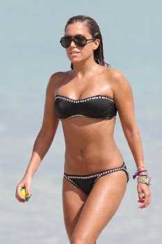 Sylvie Van Der Vaart Another Bikini Another Day On A Beach In Miami MQ Phun Org Forum