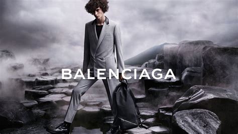 Balenciaga Wallpapers - Top Free Balenciaga Backgrounds - WallpaperAccess