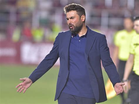 Playsport Poprire Pe Conturile Lui Adrian Mutu Antrenorul Rapidului