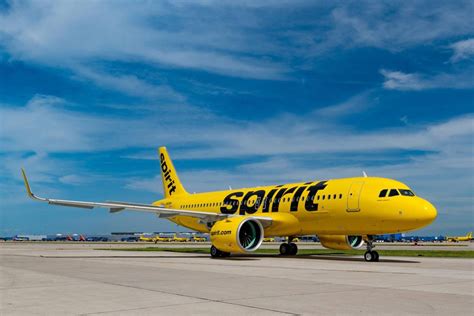 Woman Urinates On The Floor Of A Spirit Airlines Plane She Was Not