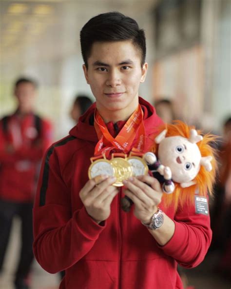 Edgar Xavier Marvelo Atlet Wushu Indonesia Berprestasi