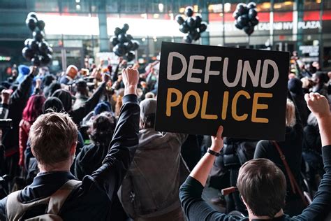 Defund The Police Is Obamacare 2022 Messaging Struggle For Dems