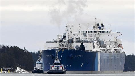 Excelerate Energy delivers Finland’s first ever floating LNG Terminal ...