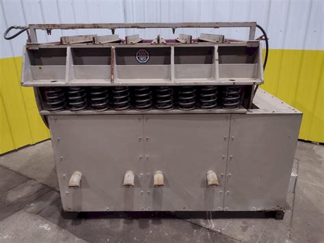 Hammond Roto Finish Model Wet Type Vibratory Parts Finisher Stock