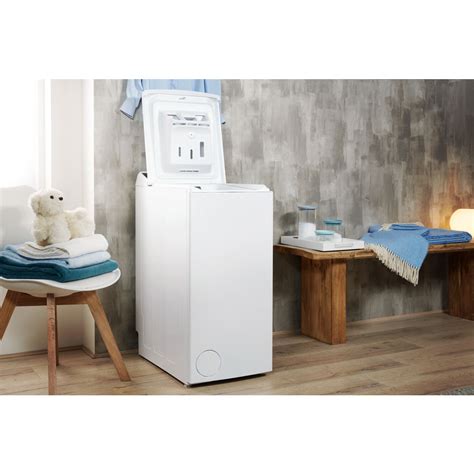 Indesit Toplader Freistehend 7kg BTW D71253 EU