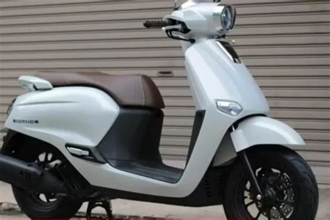 Wajah Baru 2024 Honda Giorno Plus 125 Kitaco Edition Skutik Retro