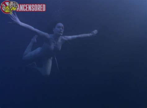 Naked Simone Elise Girard In The Hunger