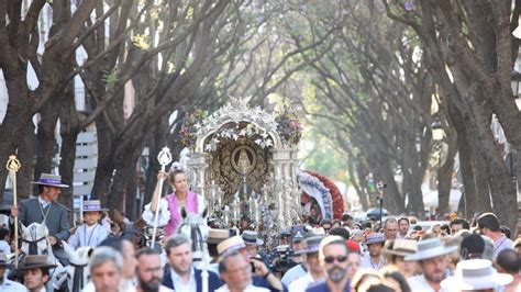 Llegada De La Hermandad Del Roc O De Jerez A Santo Domingo