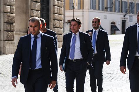 Le Opposizioni Contro La Manovra Conte Ridicolo Attacco Sul