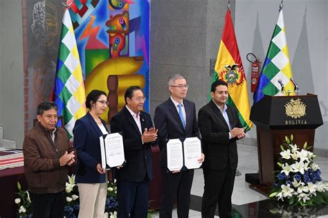 Ylb Y Consorcio Cbc Firman Convenio Para Construir Una Planta Piloto