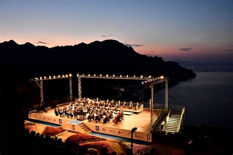 Lalba In Musica Di Ravello Emozioni E Magia Di Un Concerto Diventato