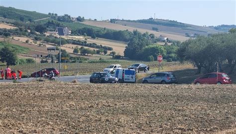 Recanati Ennesimo Incidente Nell Incrocio Fra Costa Bianca Di Loreto