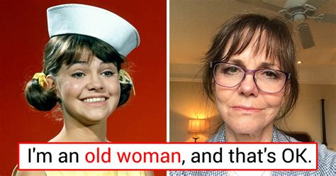 Sally Field 76 Was Called “ugly” After Deciding To Age Naturally But